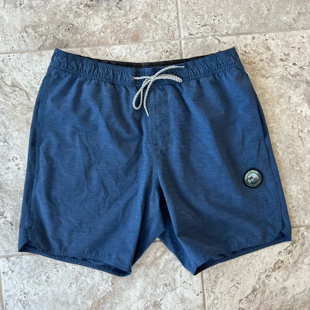 Vissla Men's Solid Sets 17.5” Ecolastic Swim Trunks in Dark Denim Blue, size XL